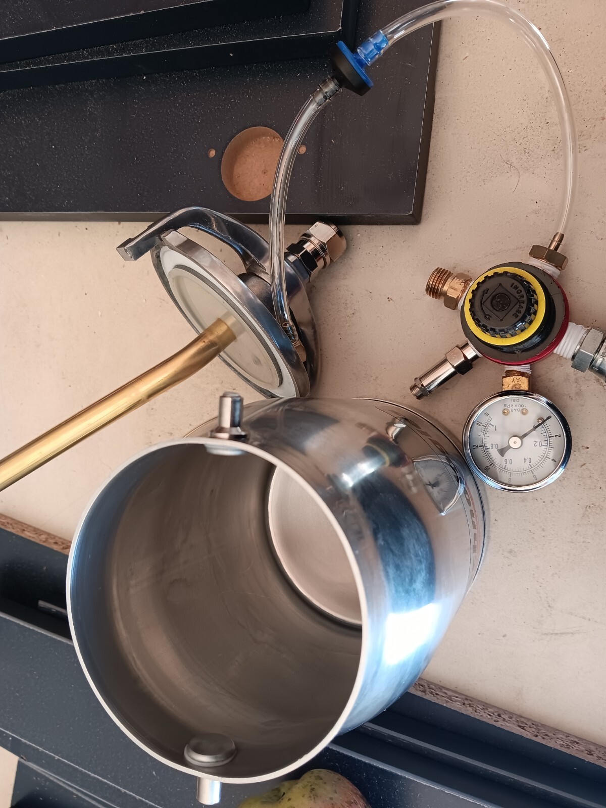 CA Technologies- pressure paint spray cup/regulator/ valve