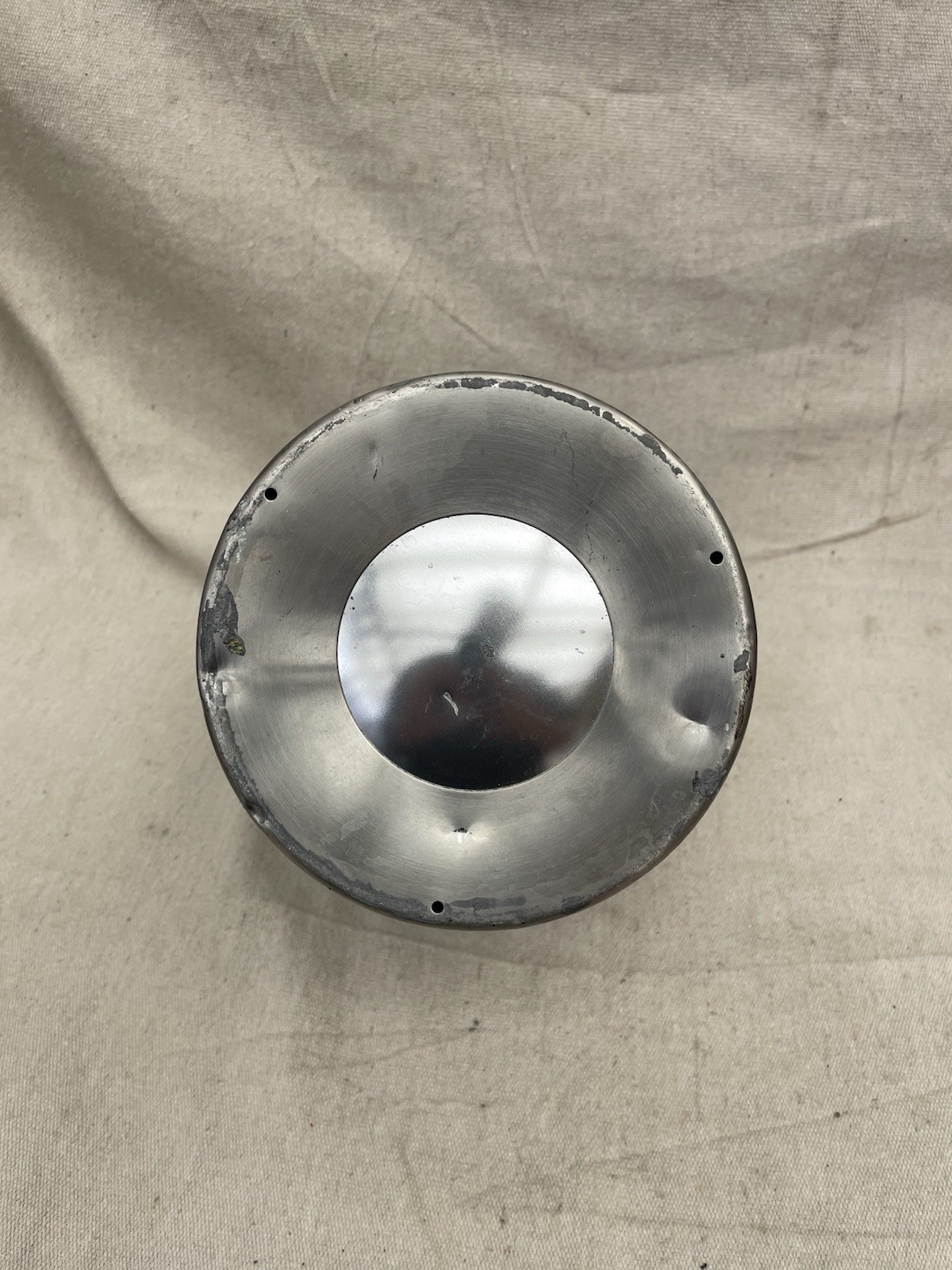 Binks SG2 Model 80-651 Plus Pressure Cup With Gast Rotary Agitator No Regulator