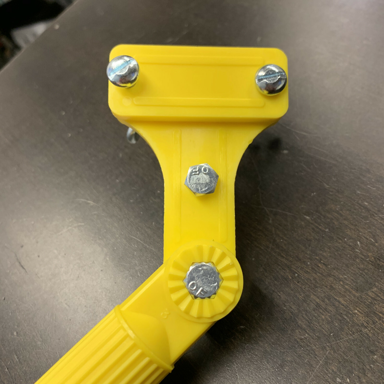 Mr. Longarm Paint Brush and Adjustable Tool Holder Adapter Yellow 9″ Length 2-PK
