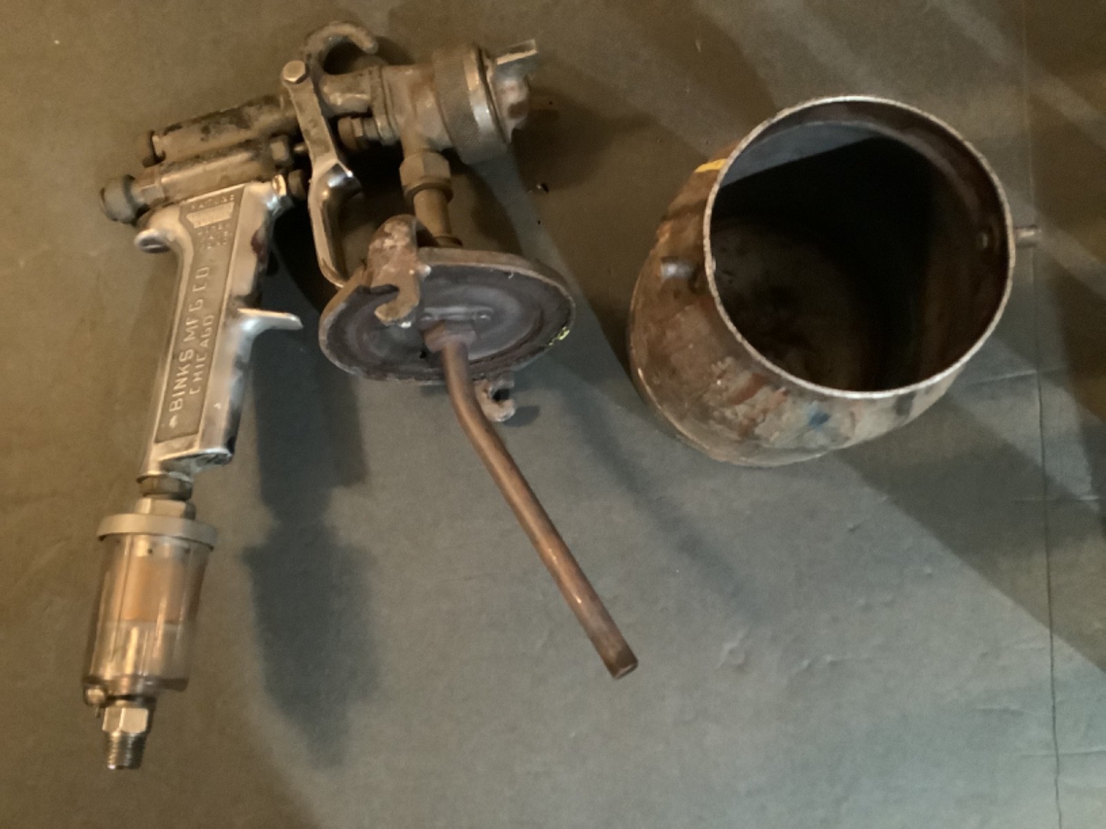Binks Model 7 Air Spray Gun 36SD Nozzle Central Pneumatic Oil & Water Separator