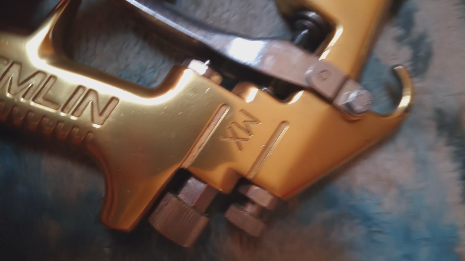 kremlin spray gun