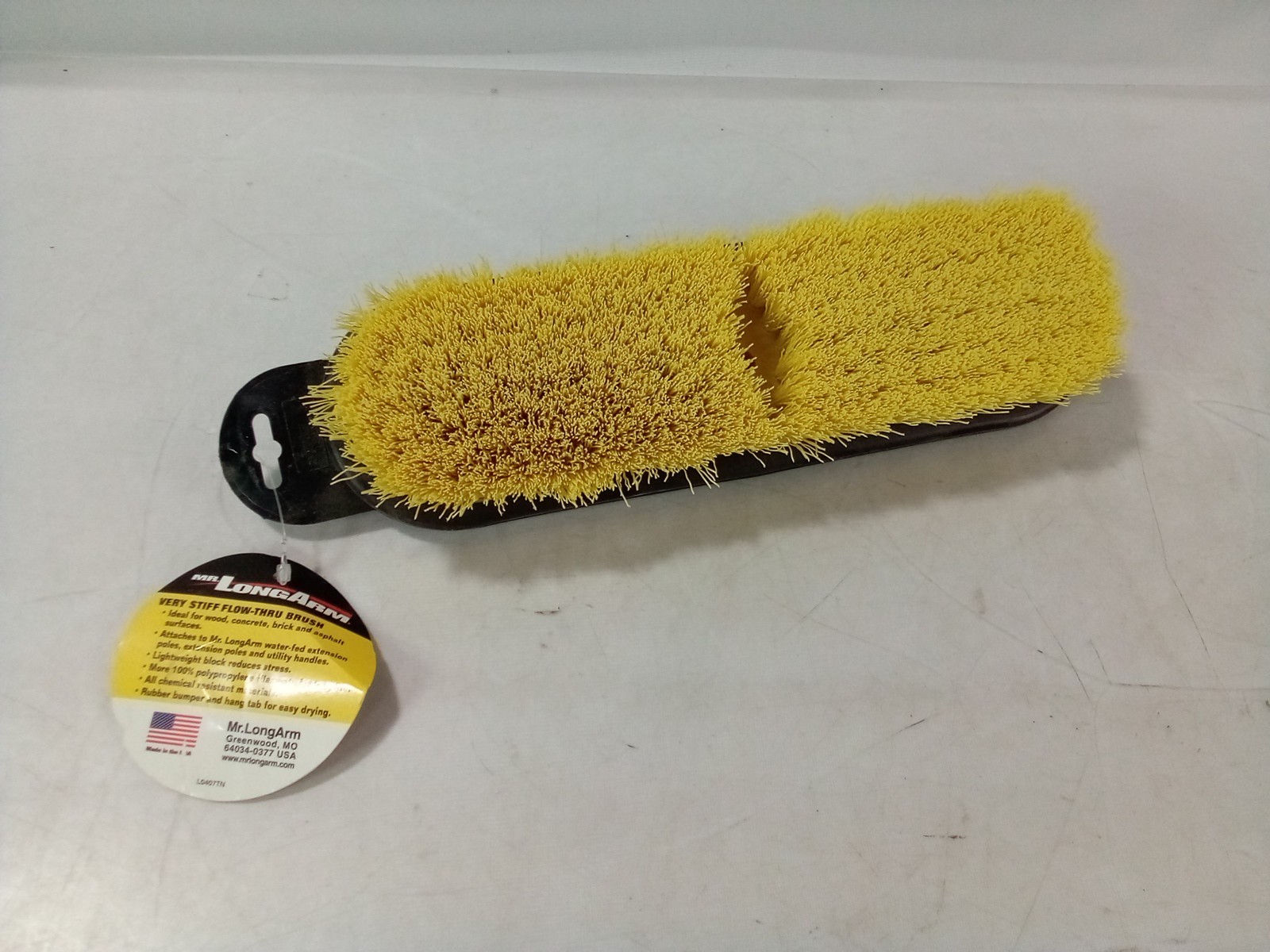 Mr. LongArm 0406 Stiff Flow-Thru Brush Tan