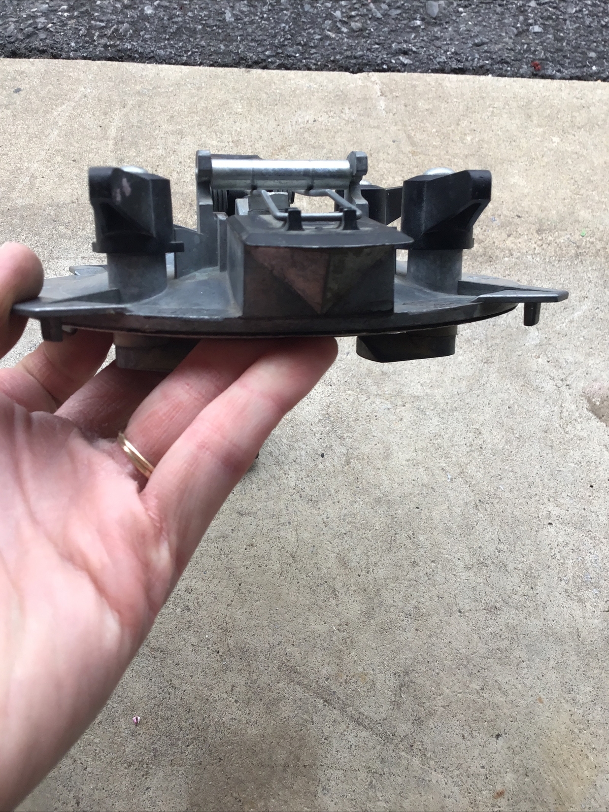 Paint Lid Pour By Fillon Technologies 405009 Prep Equipment Body Shop
