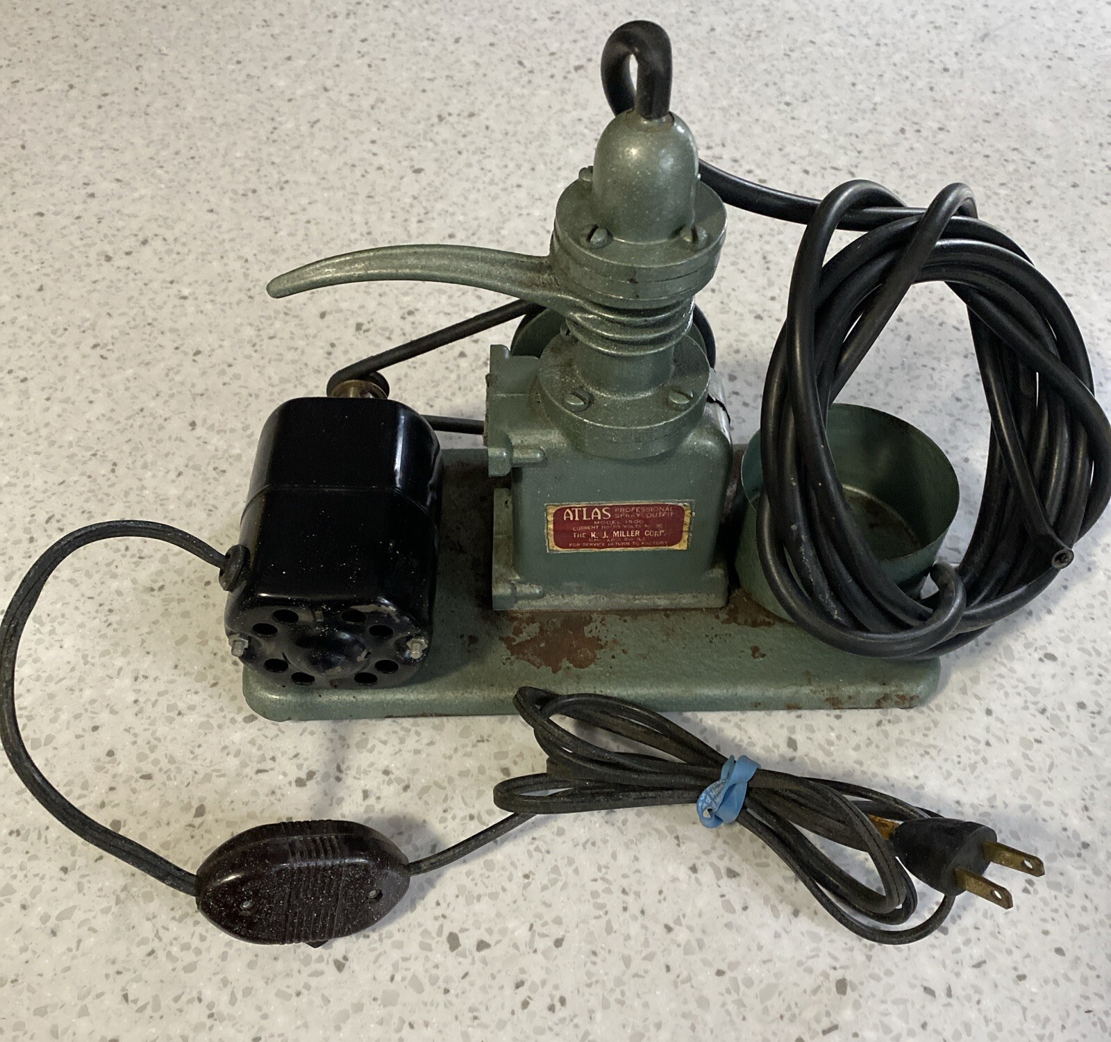 Antique Atlas Spray Outfit Model 1500 Machine by K.J. Miller Corp. WORKS!