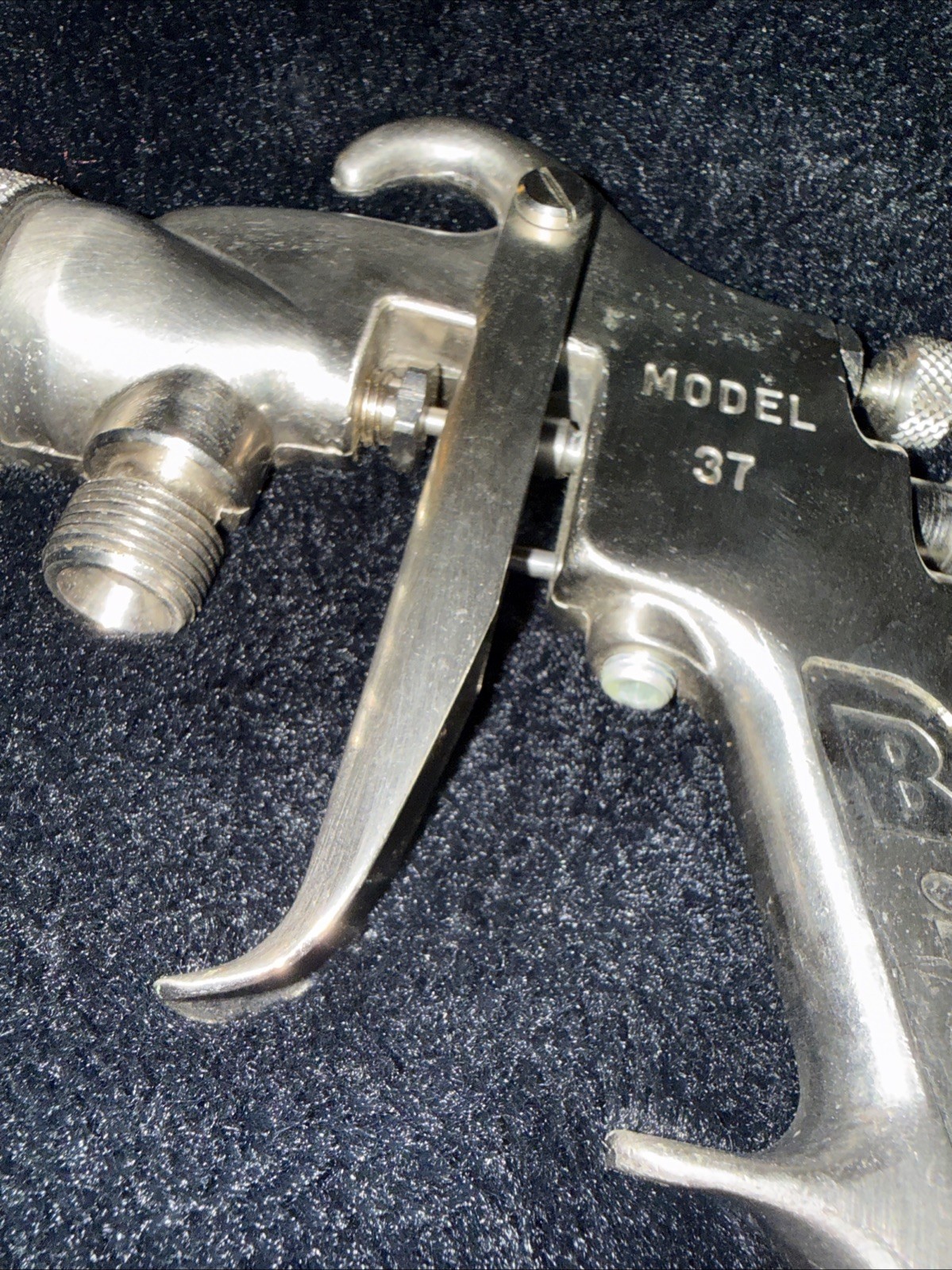 Binks Model 37 Paint Spray Gun