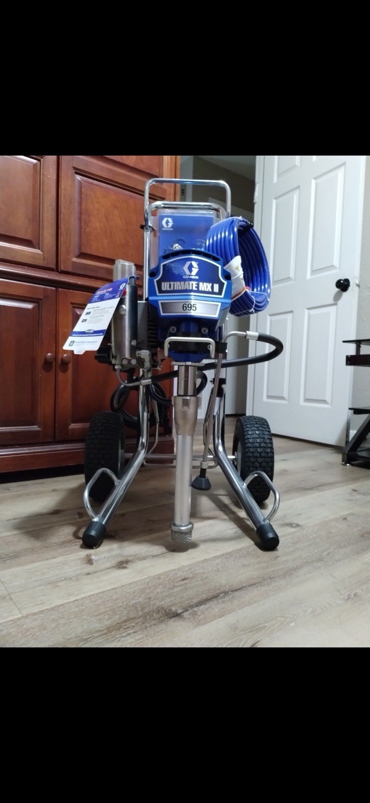 Graco Ultimate MX II 695 Airless Paint Sprayer SmartControl BlueLink Hose Gun