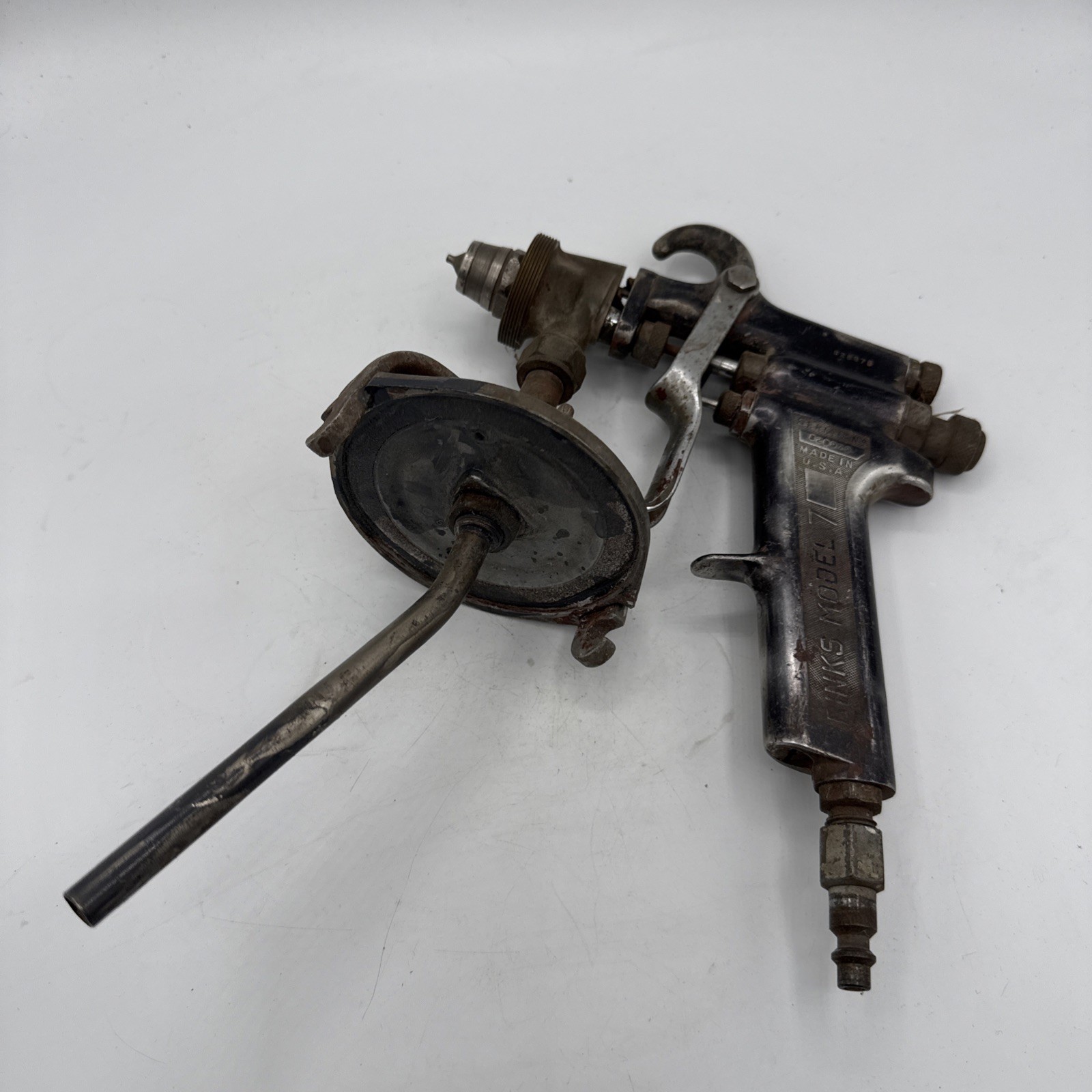 Binks Model 7 Paint Spray Gun L403 (Read Below Description)