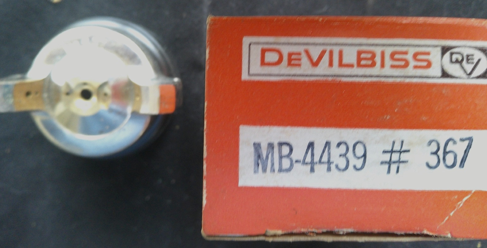 DeVILBISS MB-4039-8367 Spray Gun Air Cap & Ring new old stock