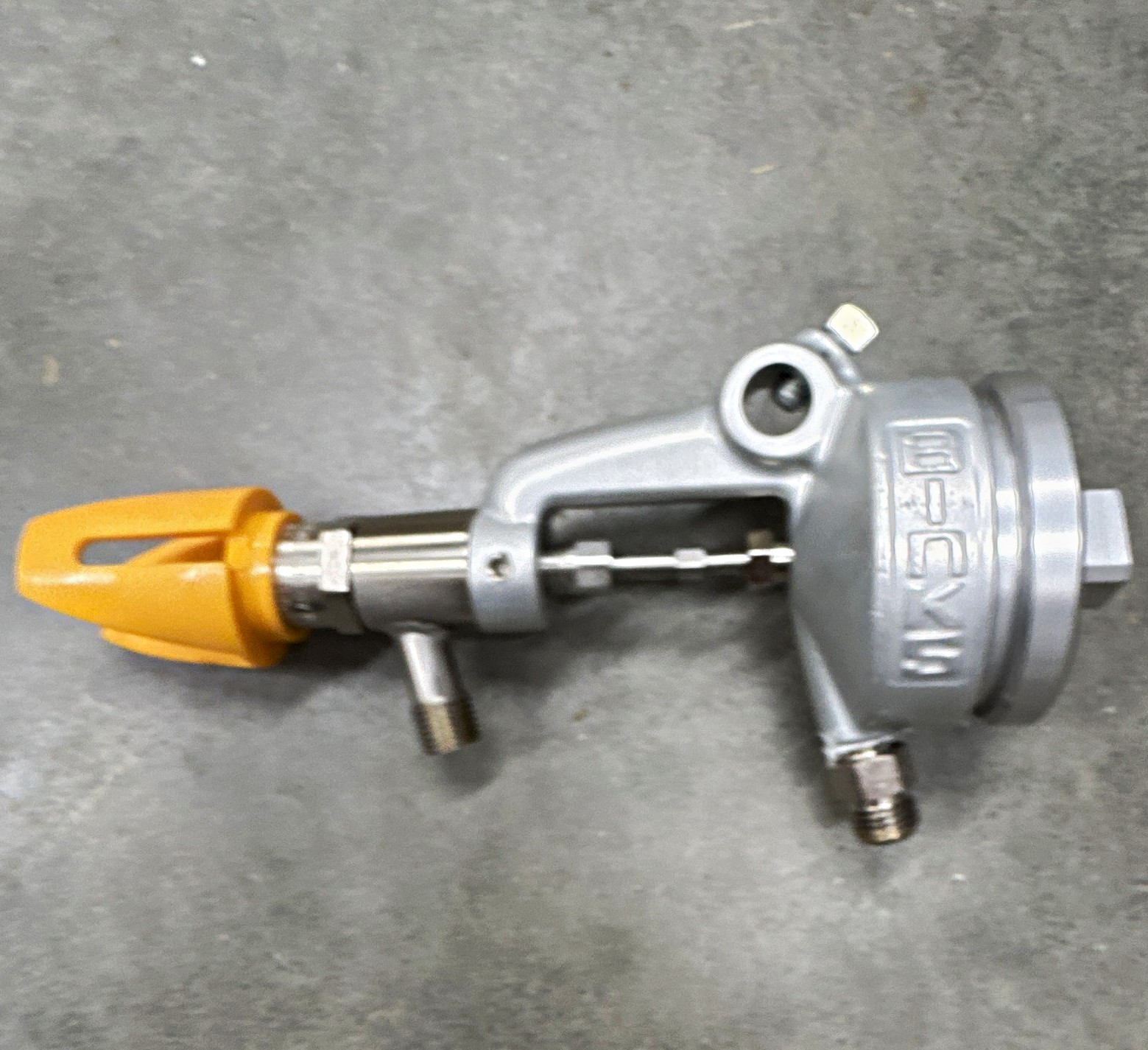 Binks Paint Sprayer/Spray Gun Part Attachment Assembly – Silver w/ Orange Tip