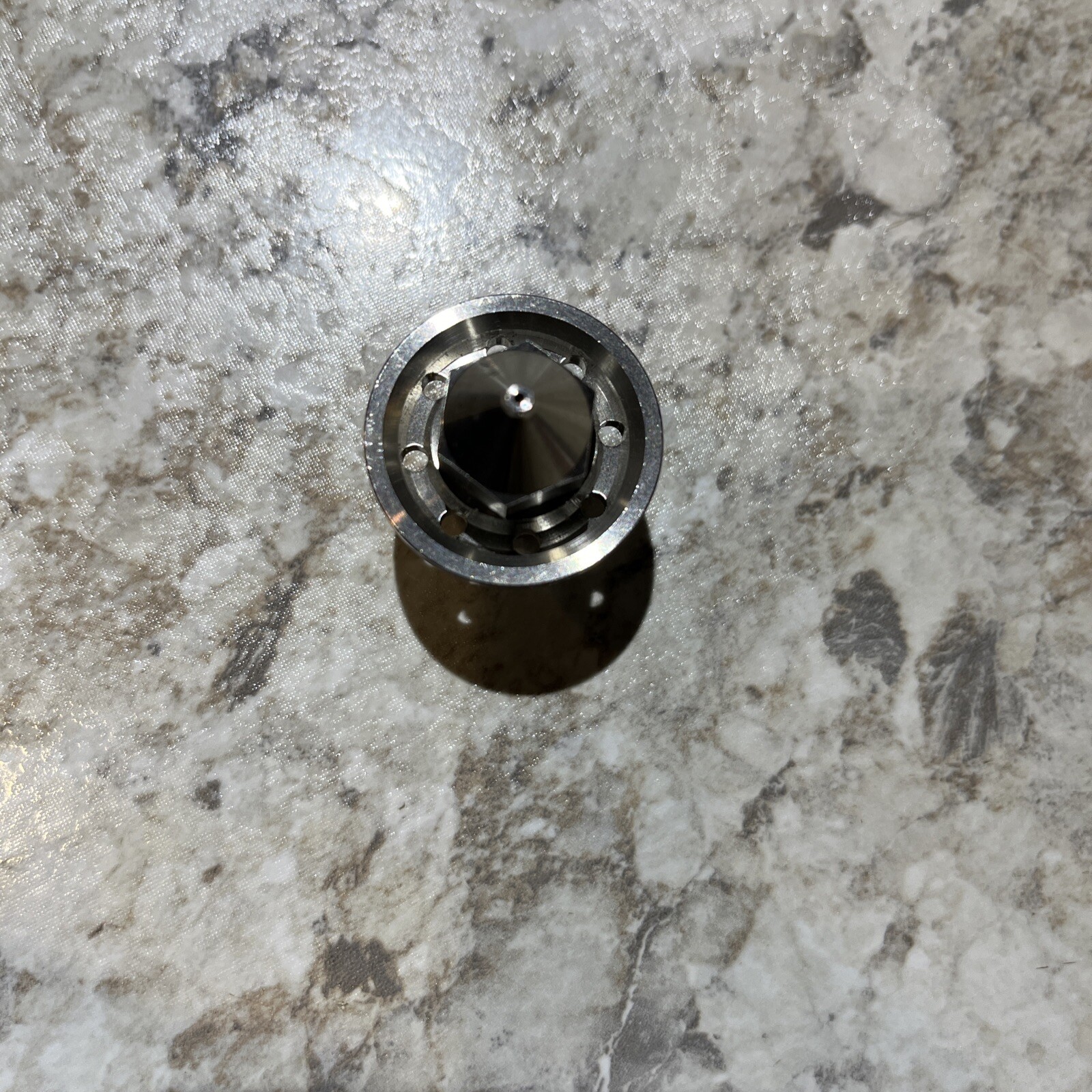 DEVILBISS JCHV-73-FY FLUID NOZZLE TIP AND 1.0MM