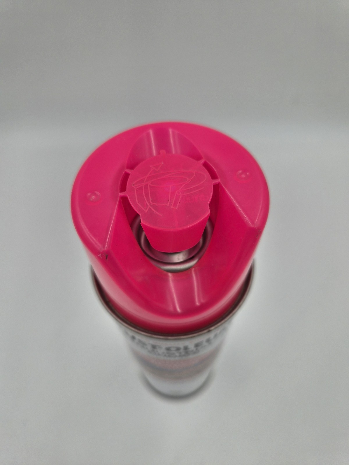 Rust-Oleum Marking Paint Pink 17 oz Water-Based Spray for Concrete Grass Gravel