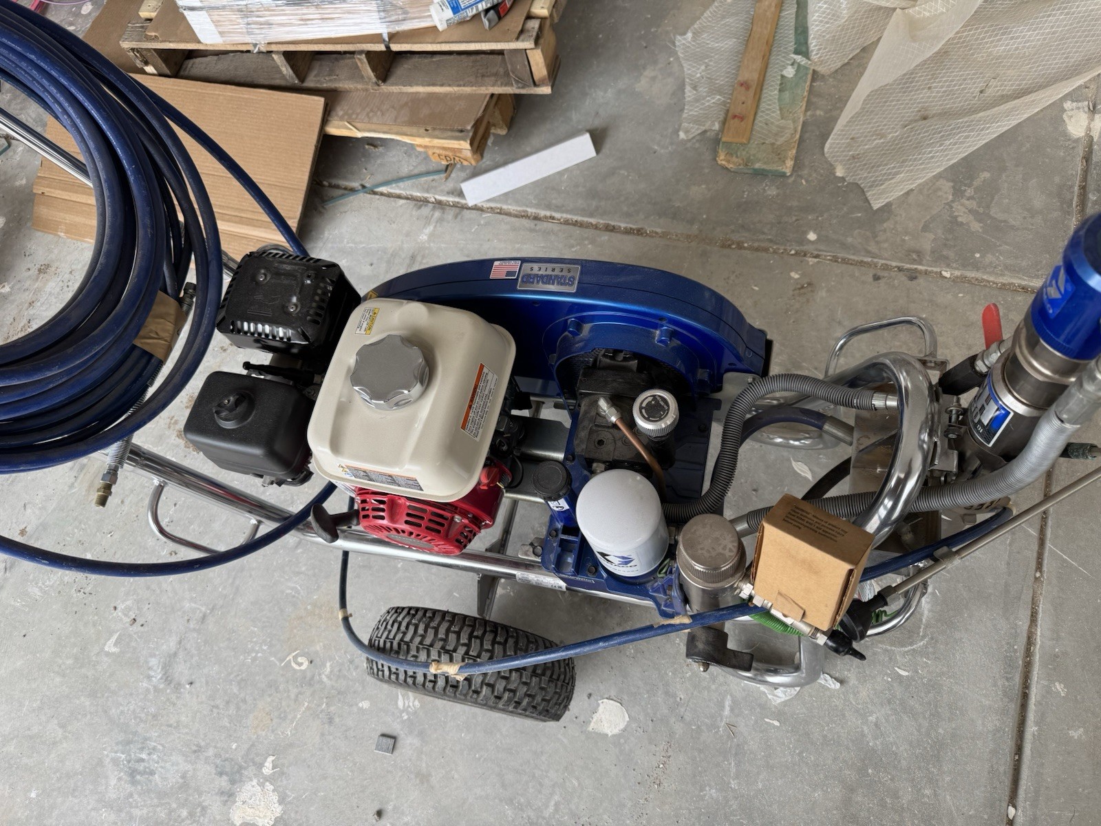Graco DutyMax GH230DI Standard Series Convertible Gas Hydraulic airless sprayer
