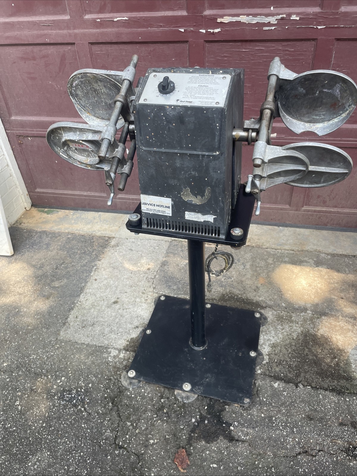 Red Devil paint conditioner shaker model 5400 Two arm
