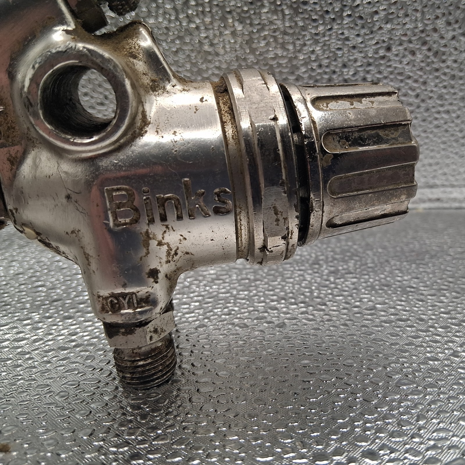 Binks Model 61 Auto Paint Spray Gun 610
