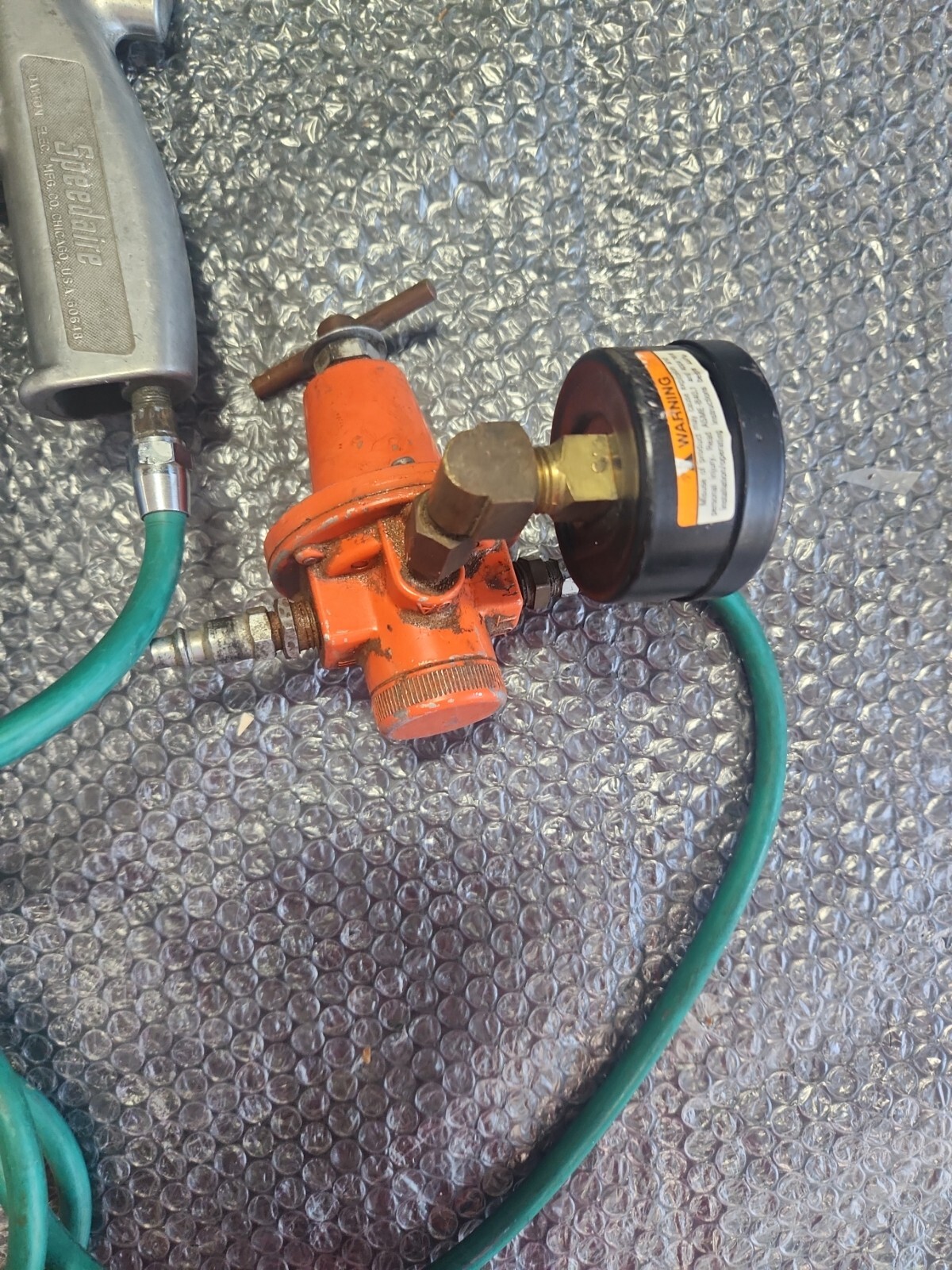 *PREOWNED* Speedaire 2Z631 Spray Gun, Hose, & Regulator Bundle ⚡️🇺🇸 SHIP
