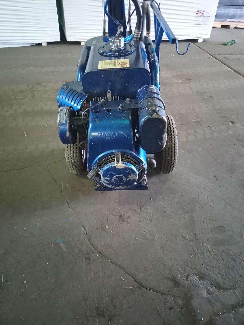 Graco GH 533 Gas Airless Paint Sprayer Cart 5 hp 0.53 GPM 3300 psi Blue