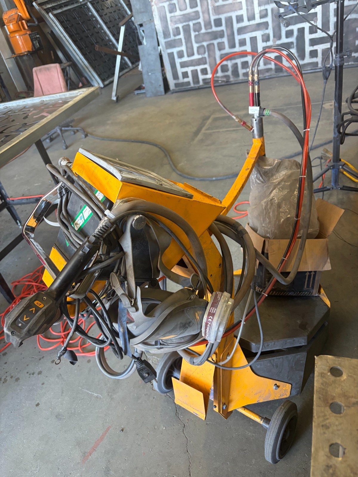 Gema OptiStar / OptiVar 4.0 Powder Coating System Cart w/ Manual Spray Gun