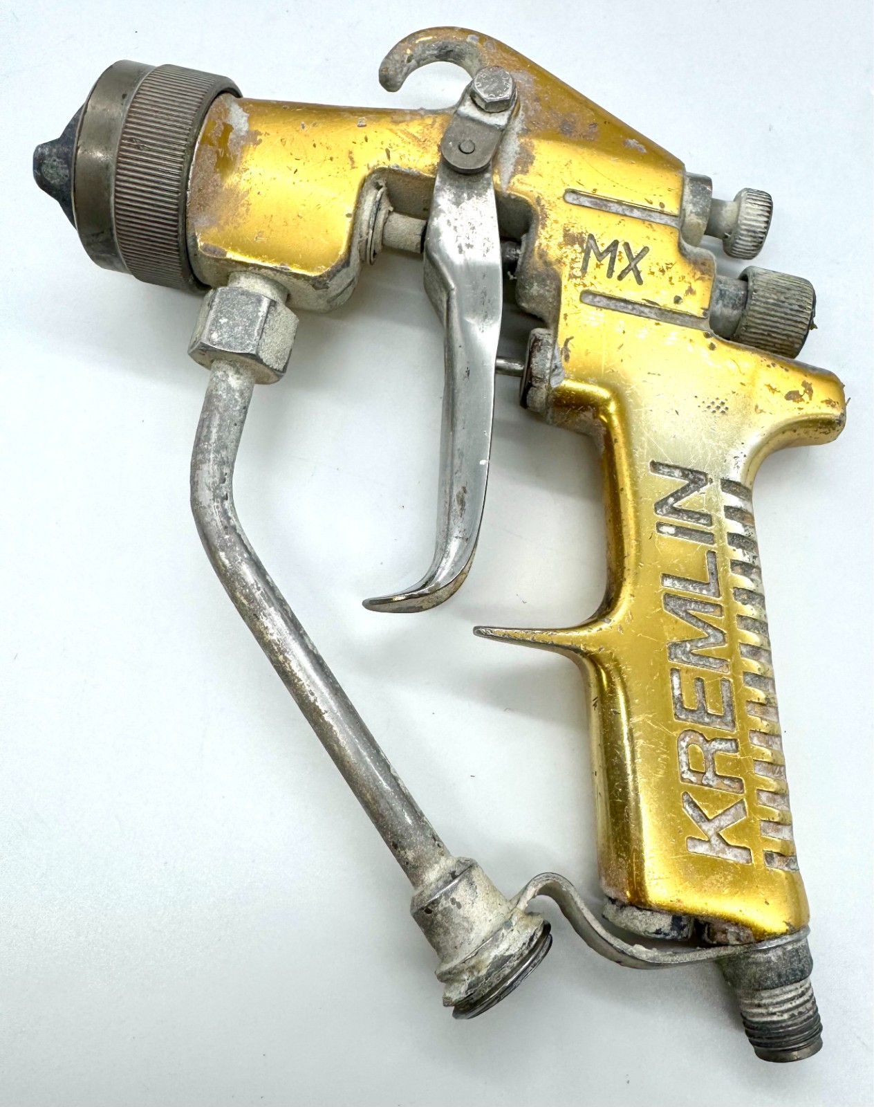 Kremlin MX Pressure Feed Paint Spray Gun w/ Extension Wand B16 Air Cap