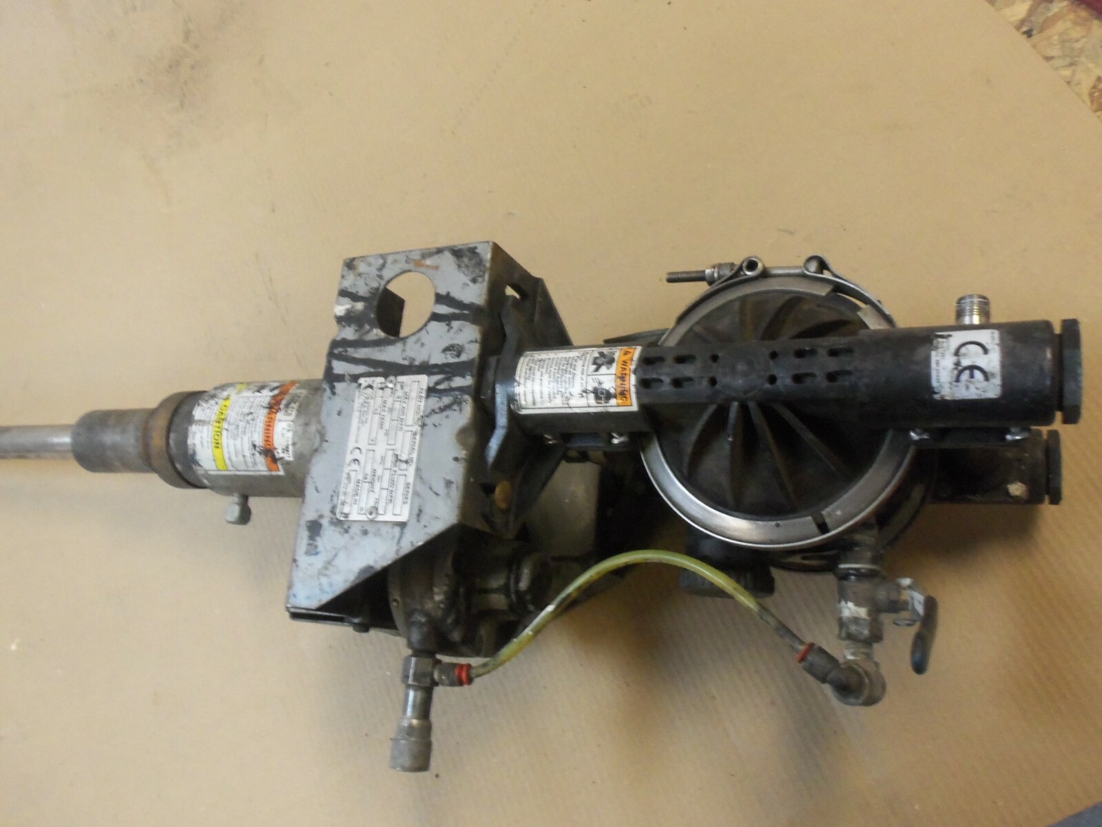 Graco Twistork Agitator Package with acetal pump helix mixer 100psi 238-860 KMGM