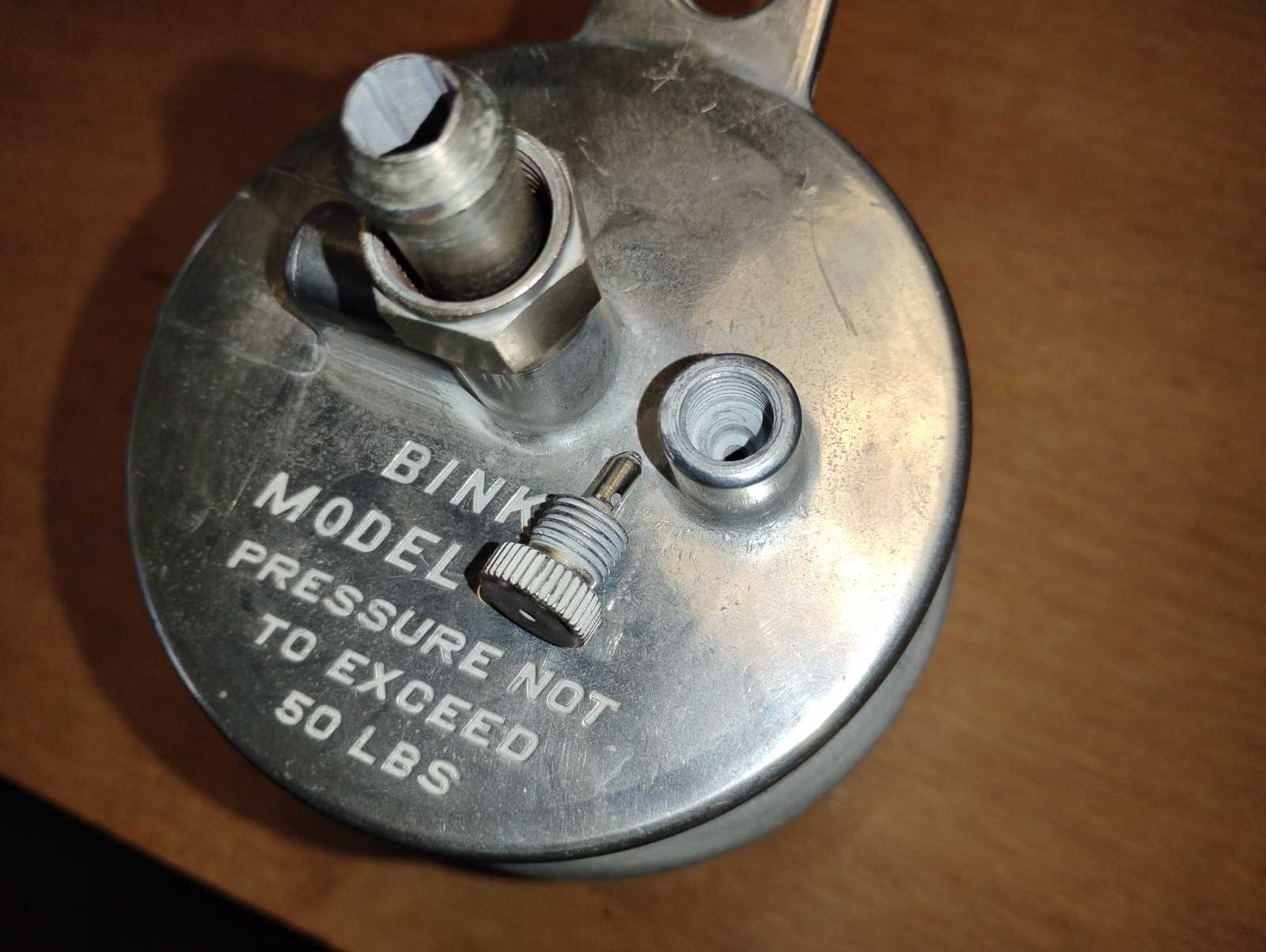 BINKS Model 80 Pressure Cup 1 Quart A-60324