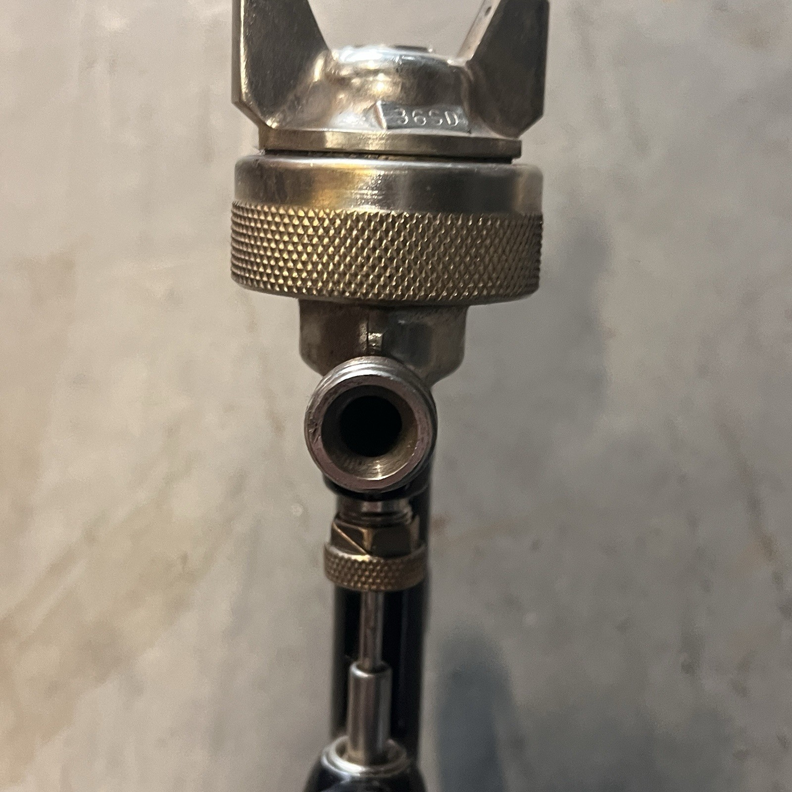 Binks Model 7 Paint Spray Gun with Nozzle and Cap No Cup – Untested