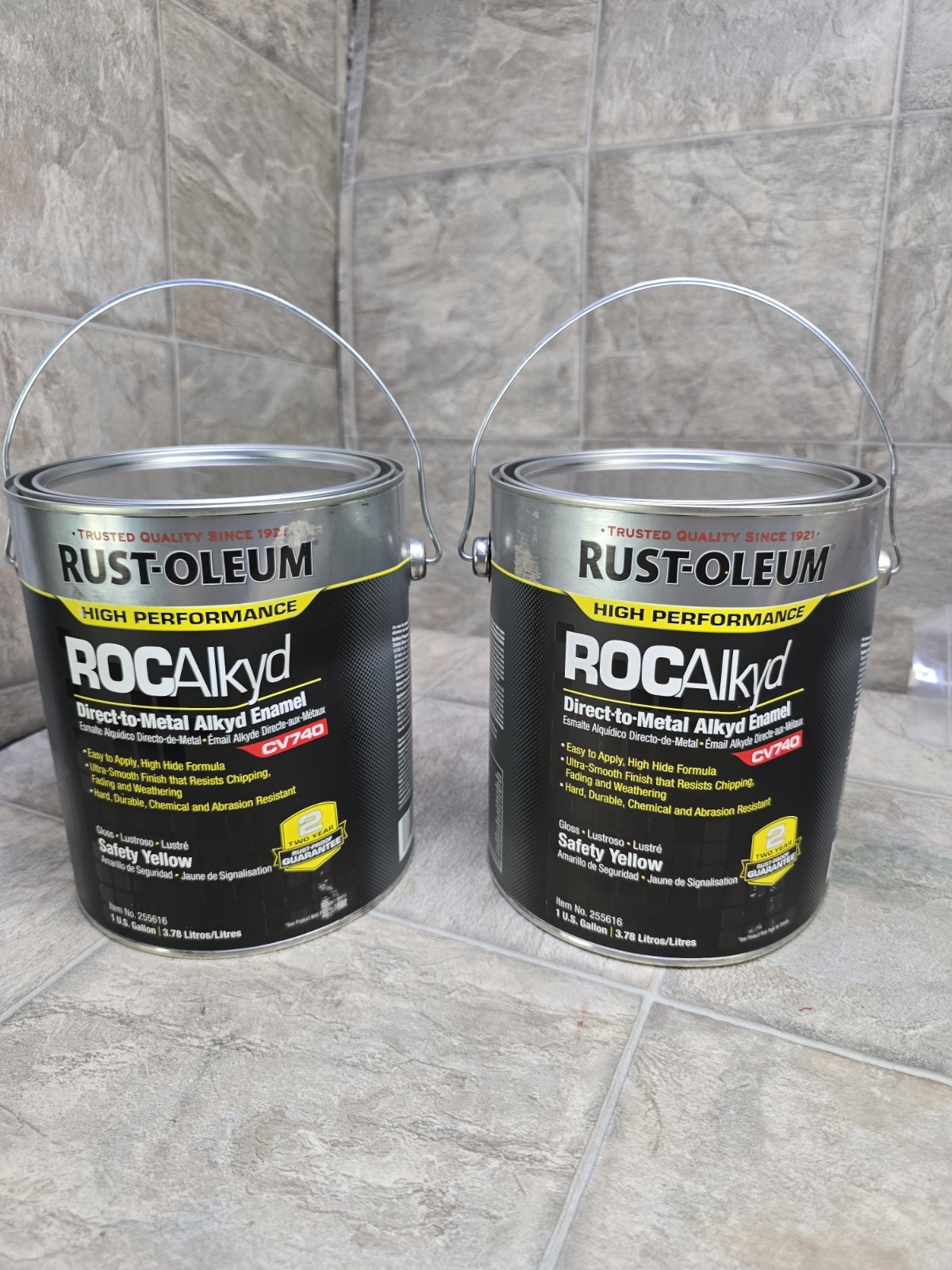 1pc RUST-OLEUM CV740 255616Rust Prevent Alkyd Enamel Paint 1gallon Safety Yellow