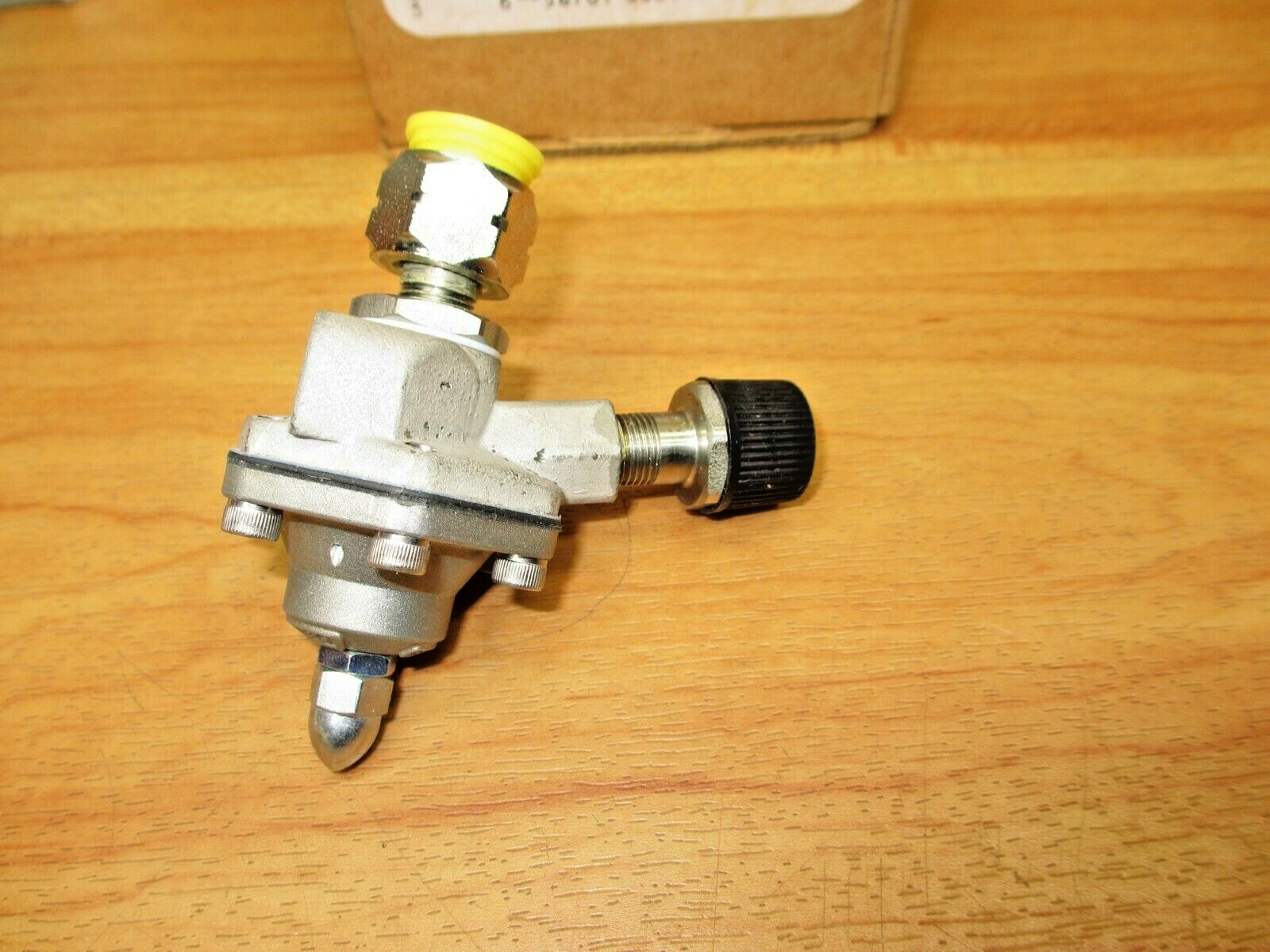 Devilbiss HGS-5239 *NEW* Fluid Regulator Stainless Steel