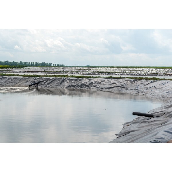 Vapor Barrier Supply – Hydroponics 6 mil Black Plastic Sheeting
