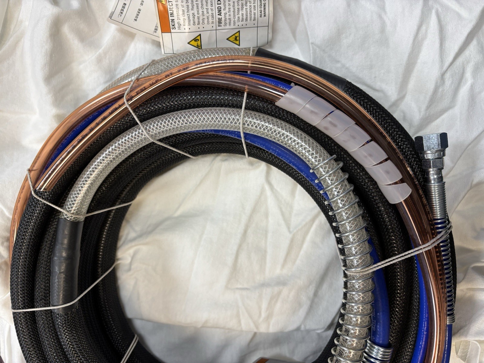 Graco 24U578 Super Flex fluid And Air Hose 25 Foot For Air Assist System