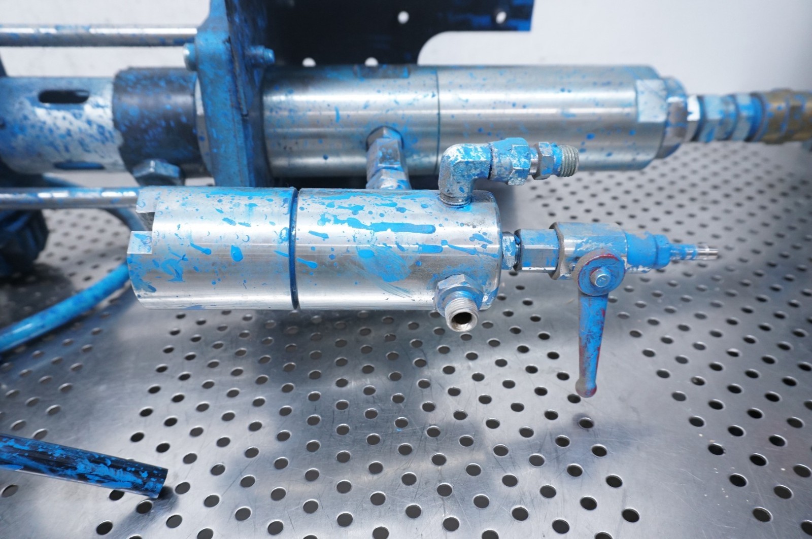 BINKS FX12PU pump manufactured in 2022 AX85S removed from Ransflow