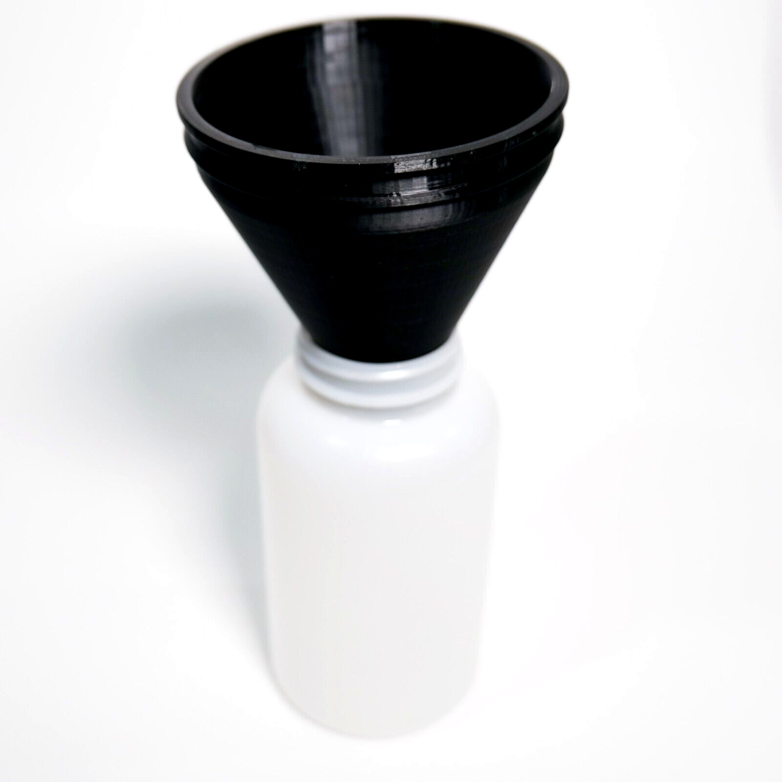 POWDER COAT FUNNEL ZIP TIED TO BAG, FITS EASTWOOD BOTTLES POWDERCOAT COATING