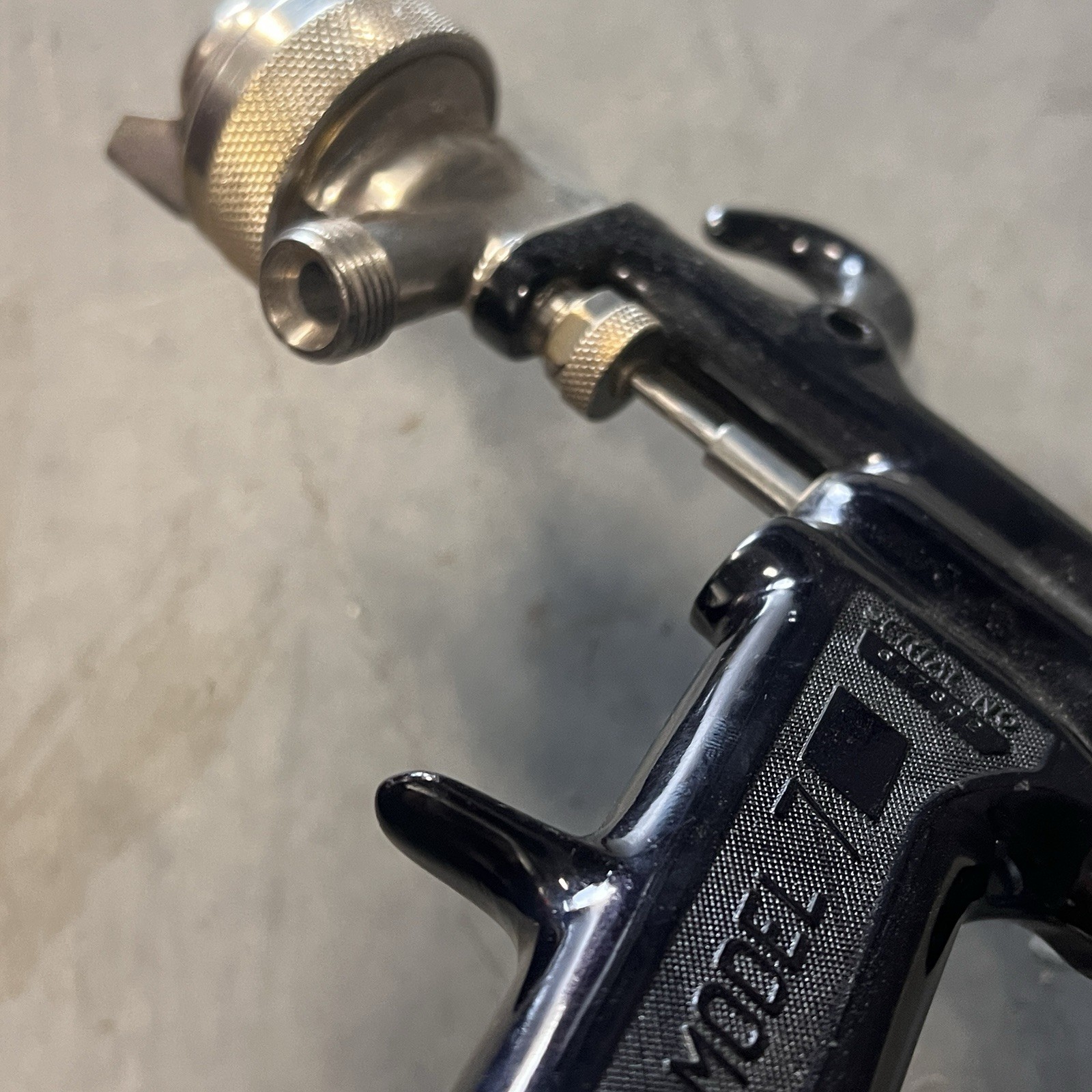 Binks Model 7 Paint Spray Gun with Nozzle and Cap No Cup – Untested