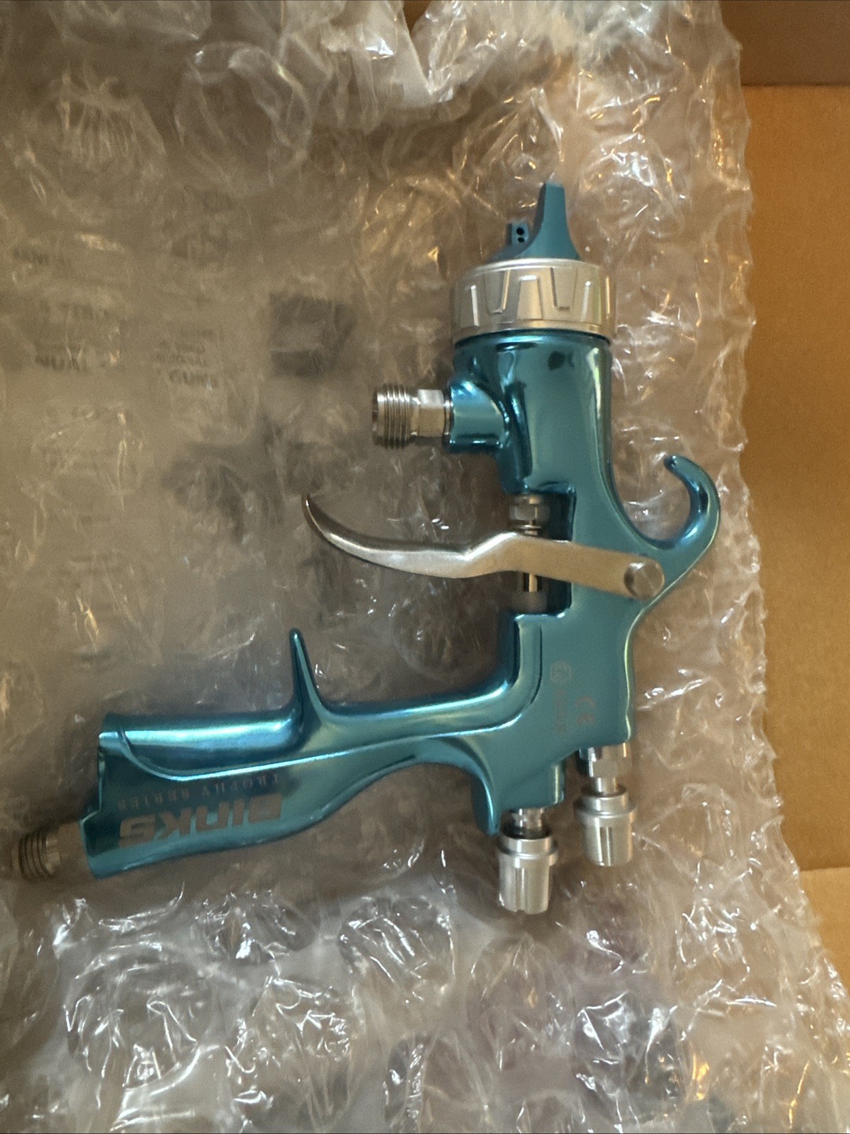 Binks Trophy Pressure Feed HVLP Spray Gun w/1.4mm spray nozzle – 2465-14HV-32S0