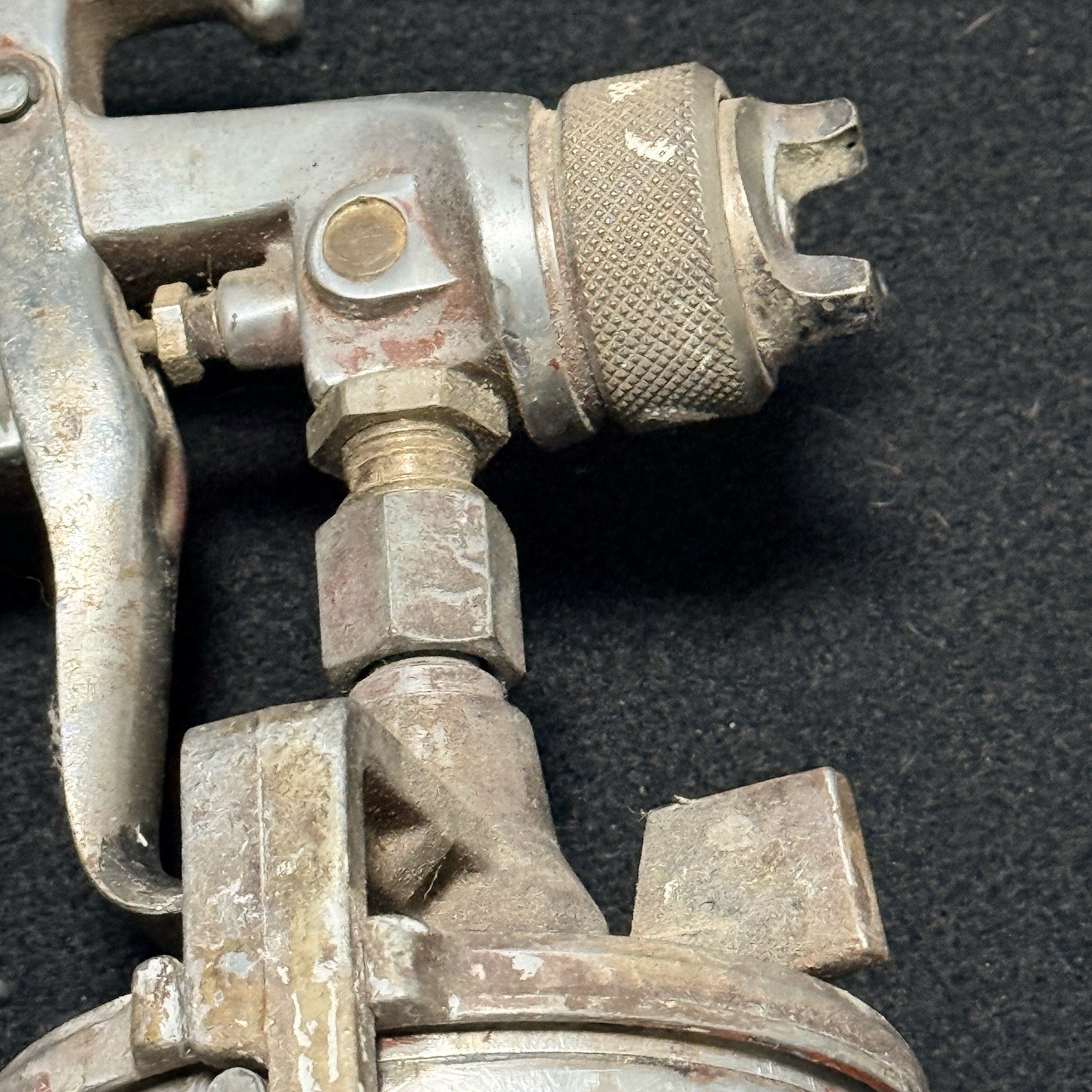 vintage DeVilbiss spray gun, potentially a model JGA-570
