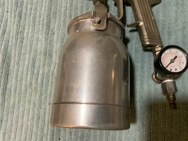 Vintage Binks Model 62 paint Spray gun Automotive everything works