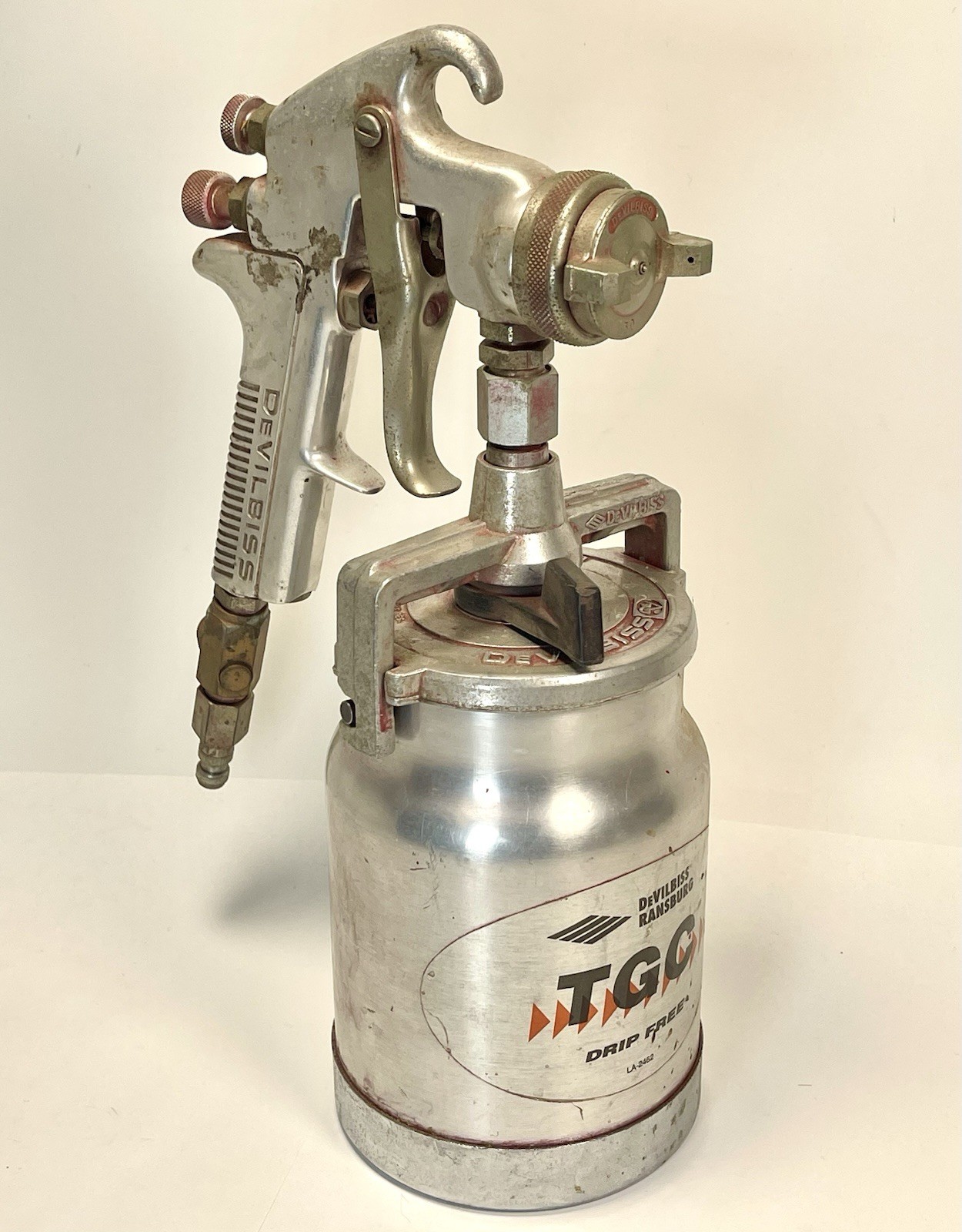 DeVilbiss JGA Air Spray Gun & Ransburg TGC Suction Cup LA-2462 Vintage Sprayer