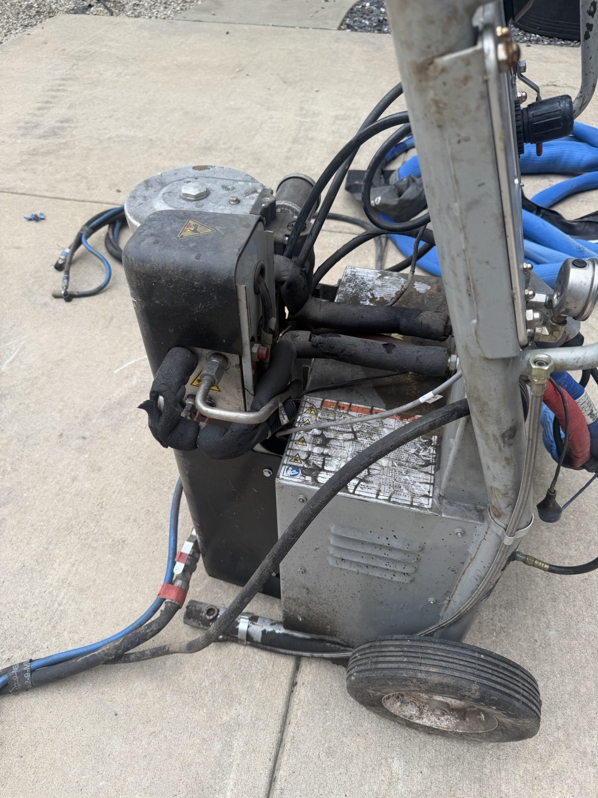 Graco Reactor A-XP1 Proportioner 24Y165 Series C3220 A 230V As is