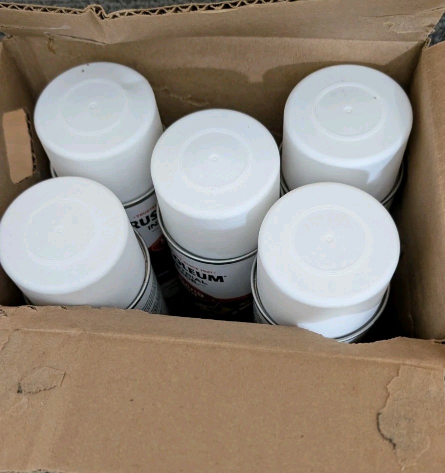 Lot of (5) New Rust-Oleum # 1691838 White Inverted Striping Paint 18 oz. each