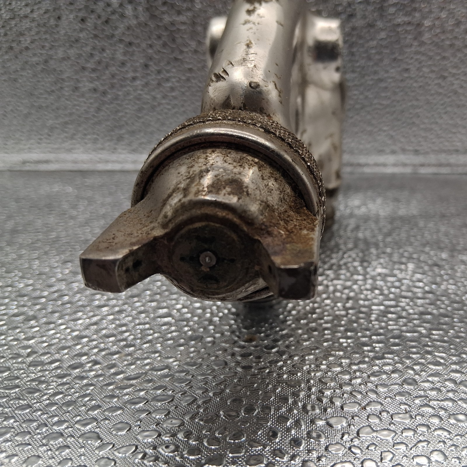 Binks Model 61 Auto Paint Spray Gun 610
