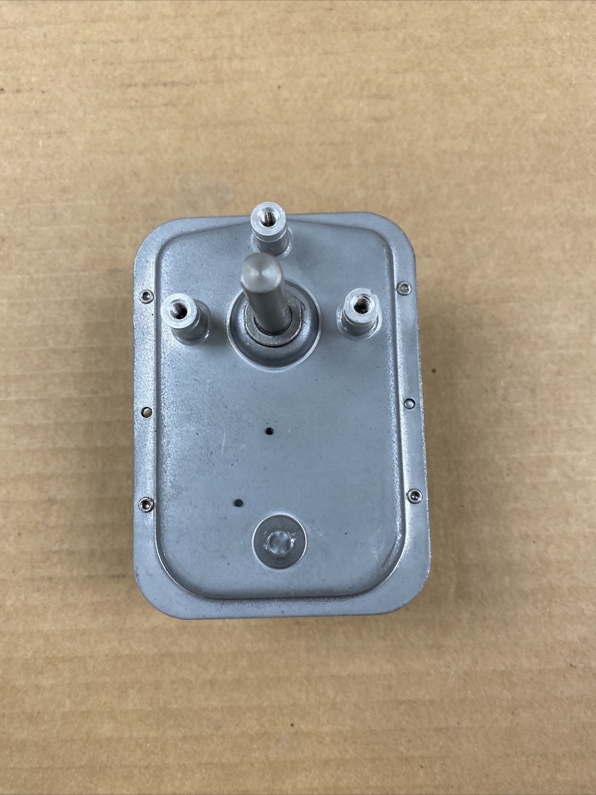 Fluid Management Paint Shaker and Agitation Motor 230V, 50HZ, 23 RPM 4430101