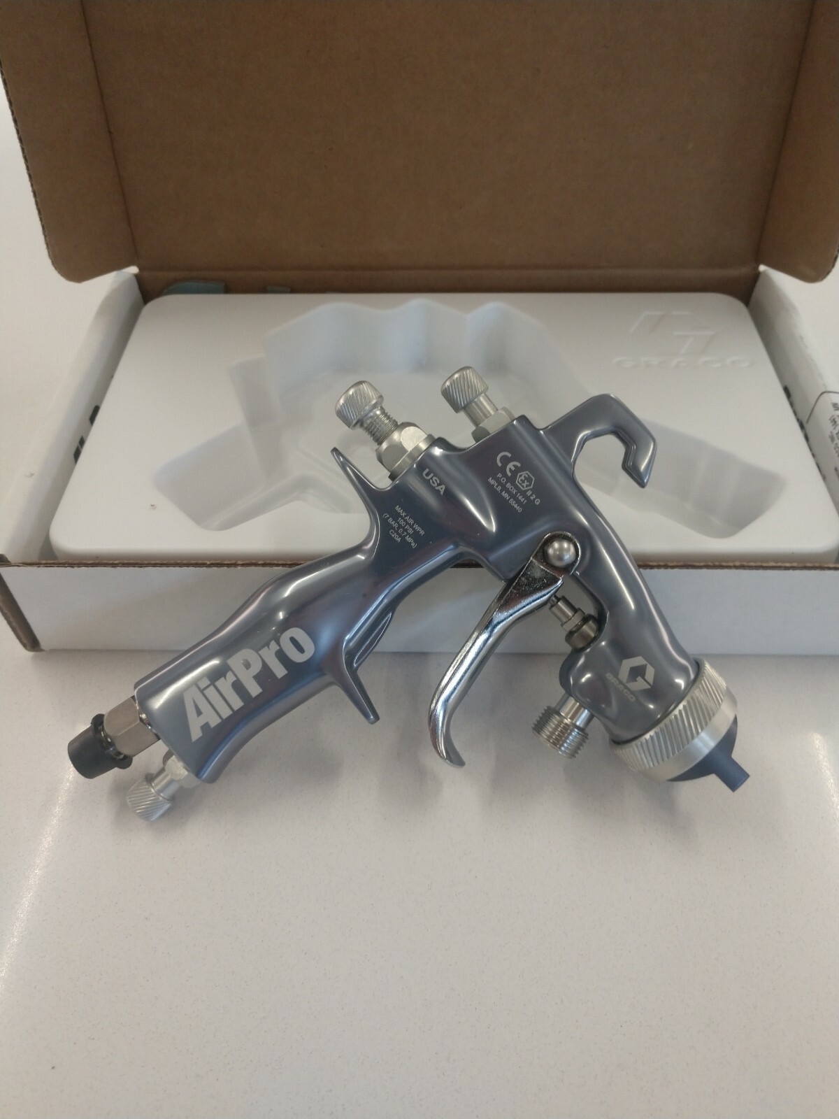 Graco AirPro Conventional Pressure Feed Spray Gun – 288929