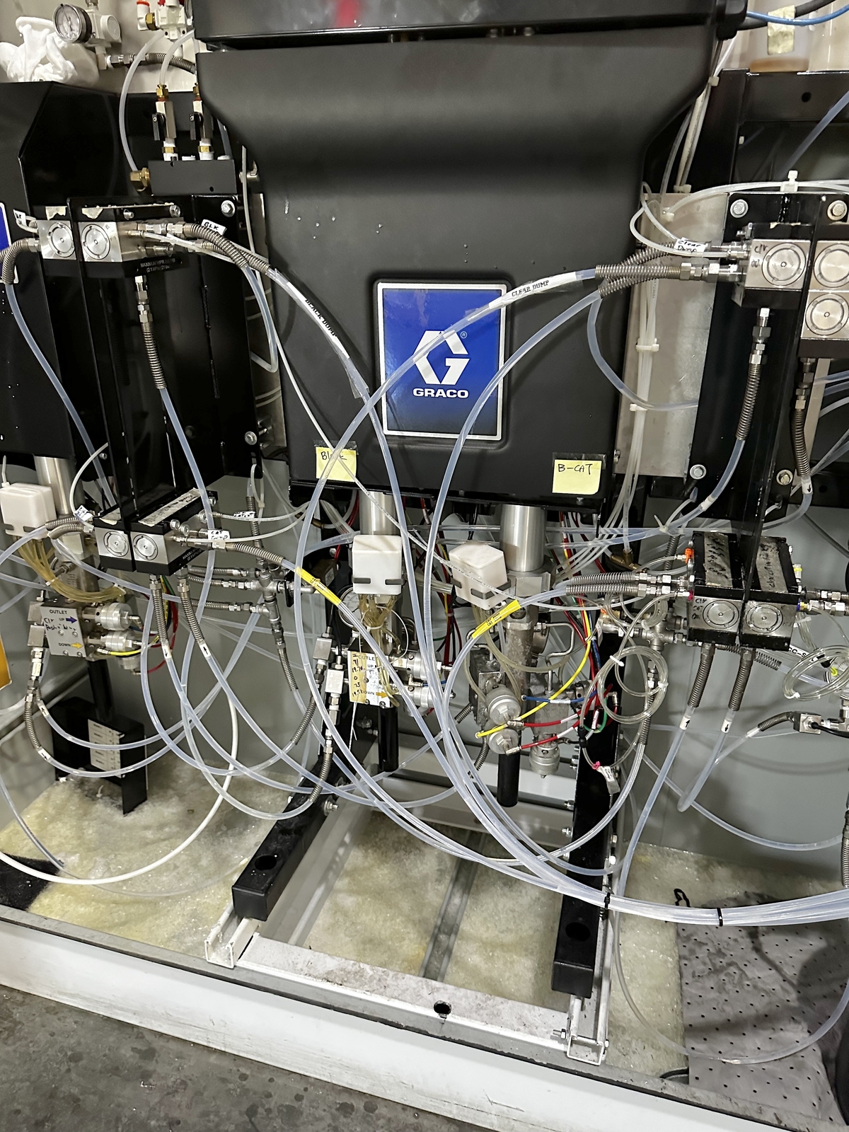 Graco ProMix PD2K / PD1K Automatic Proportioner w/ Color Change Modules