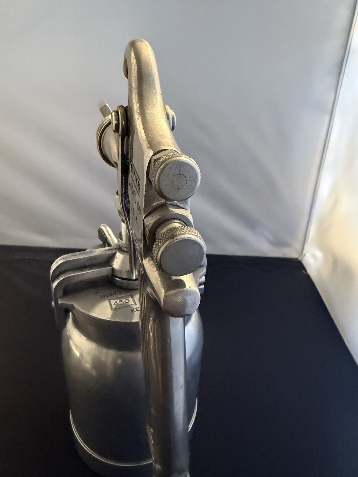 Binks Model 69 Paint Sprayer With Paint Cup And Pressure Gauge Works