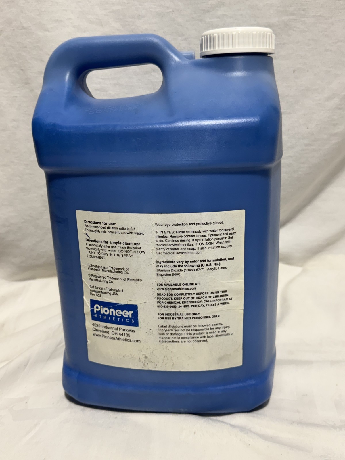 Pioneer Athletics RoboStripe White Concentrate Paint 2.5 Gal Jug Turf Tank New