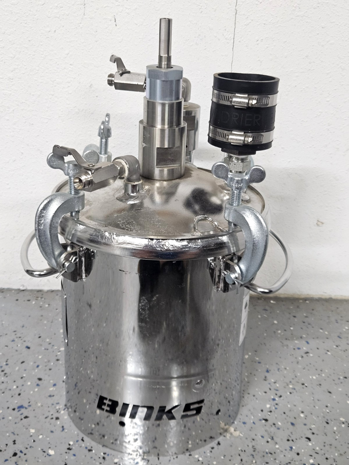 Binks 183S Stainless Steel 2 Gallon Pressure Tank Pot – NEW