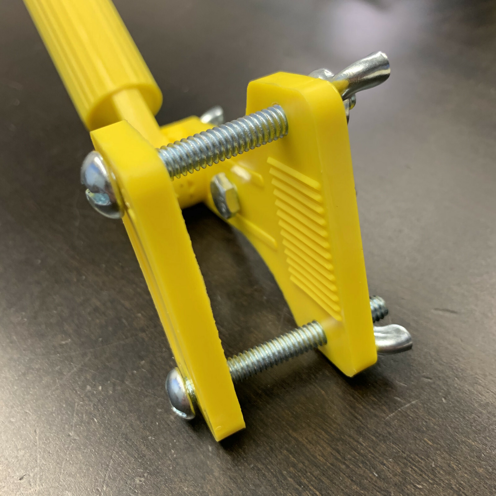 Mr. Longarm Paint Brush and Adjustable Tool Holder Adapter Yellow 9″ Length 2-PK