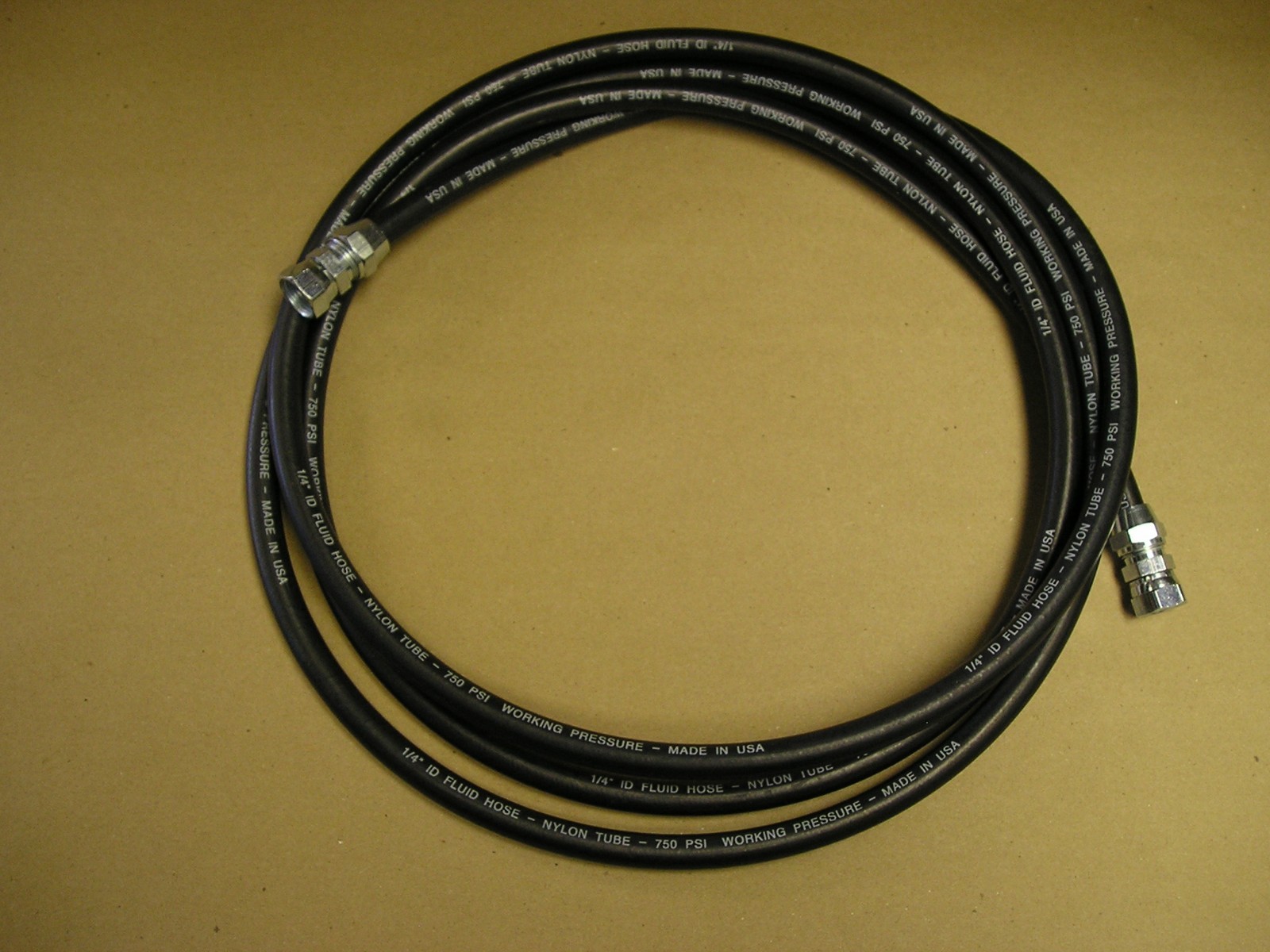BINKS , CONTITECH 10′ LOW PRESSURE HVLP PAINT LINE HOSE ASSY. 1/4″ ID