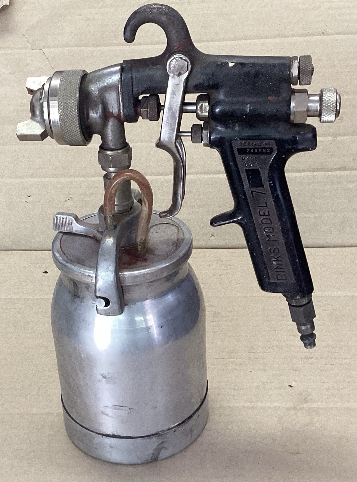 Binks Model 7 Paint Spray Gun With Cup And 38PM Nozzle