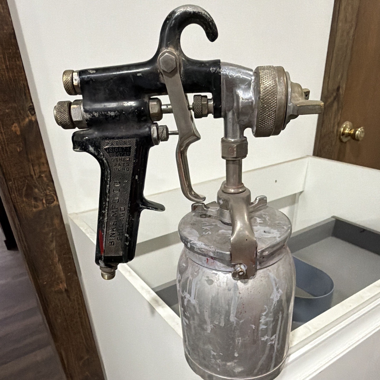 Binks Model 7 Paint Spray Gun