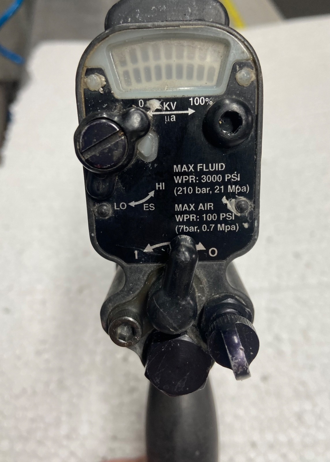 Graco PRO Xs4 AA Electrostatic Spray Gun 85kV (P/N 244573) Air-Assisted